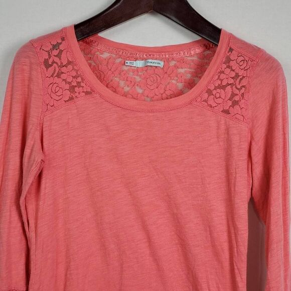 Maurices MEDIUM Pink Top - Picture 2 of 7